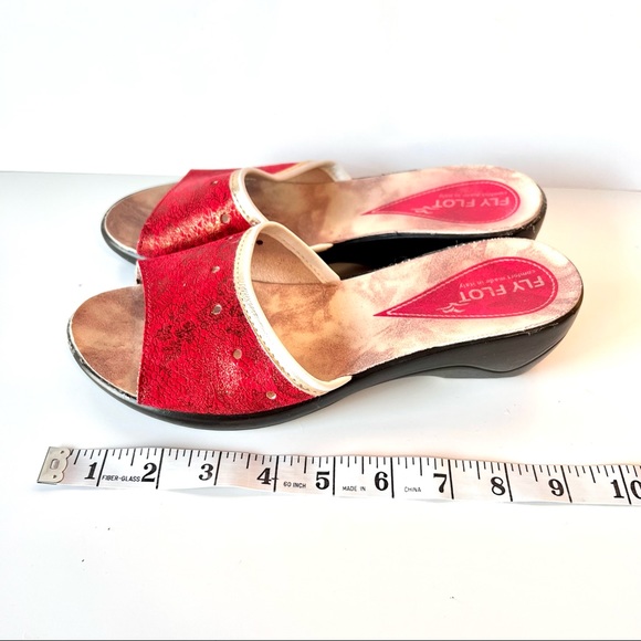 FLY FLOT Red and Gold Metallic Kitten Wedge Sandals—SZ. 38 (6.5 in US) - Picture 4 of 12